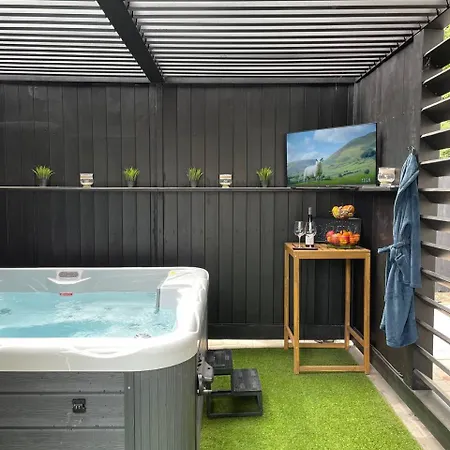 Bahnhofsoase - Wellness & Am Krufter Bahnhof Apartman *