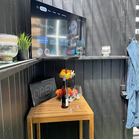 Bahnhofsoase - Wellness & Am Krufter Bahnhof Apartman