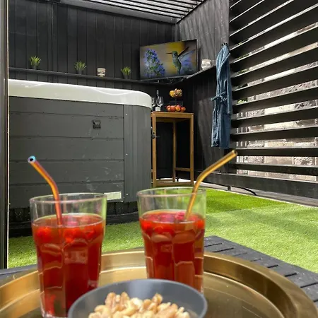 Bahnhofsoase - Wellness & Am Krufter Bahnhof Kruft