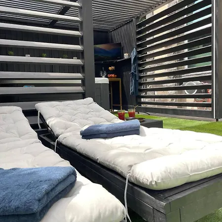 Bahnhofsoase - Wellness & Am Krufter Bahnhof Apartman *