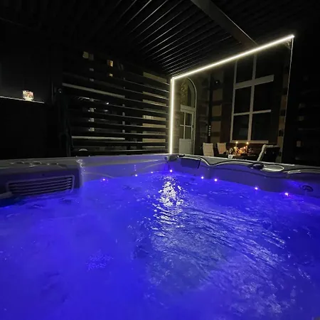 Bahnhofsoase - Wellness & Am Krufter Bahnhof 아파트 Kruft