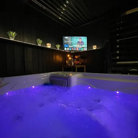 Bahnhofsoase - Wellness & Am Krufter Bahnhof Apartman