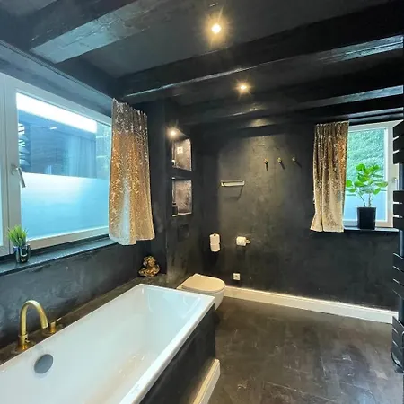 Bahnhofsoase - Wellness & Am Krufter Bahnhof *