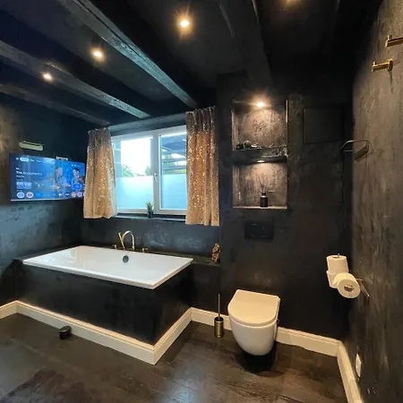 Bahnhofsoase - Wellness & Am Krufter Bahnhof Apartman