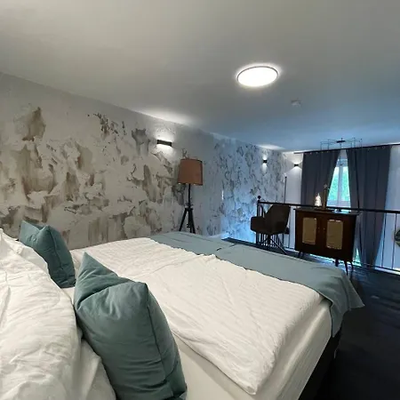 Bahnhofsoase - Wellness & Am Krufter Bahnhof Apartman