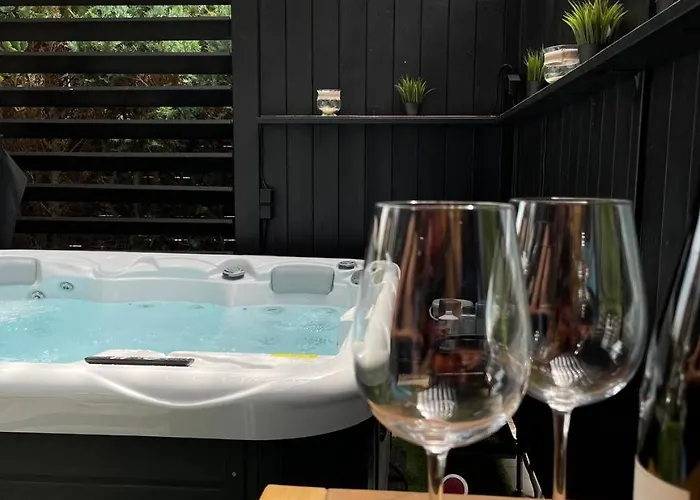 Bahnhofsoase - Wellness & Am Krufter Bahnhof * Kruft