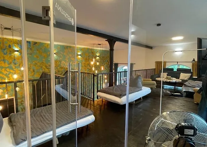 Bahnhofsoase - Wellness & Am Krufter Bahnhof Apartment *